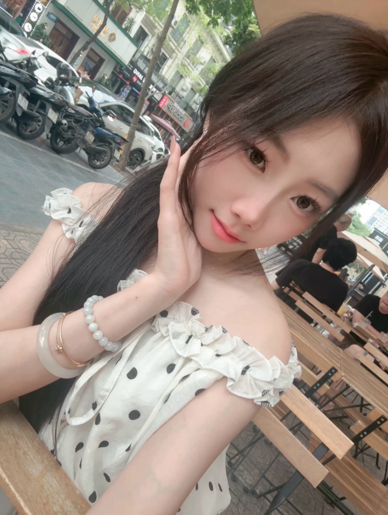 Julia 的形象照片